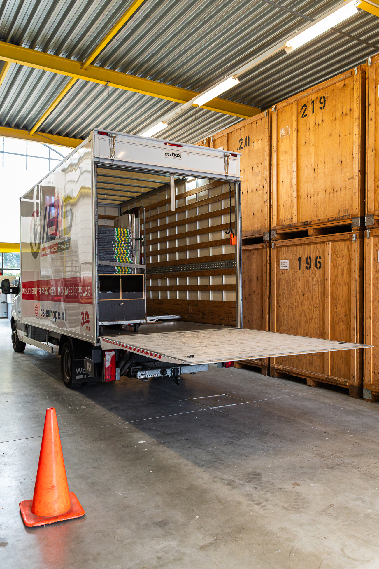 opslag met haal en brengservice